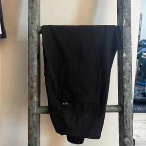 Patagonia women’s charcoal Joggers